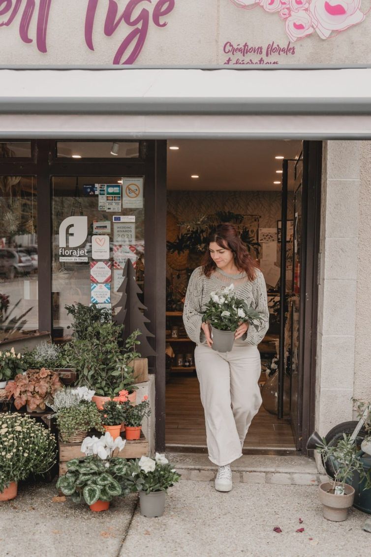 c8a43553-7faa-4072-894a-e9de87809910